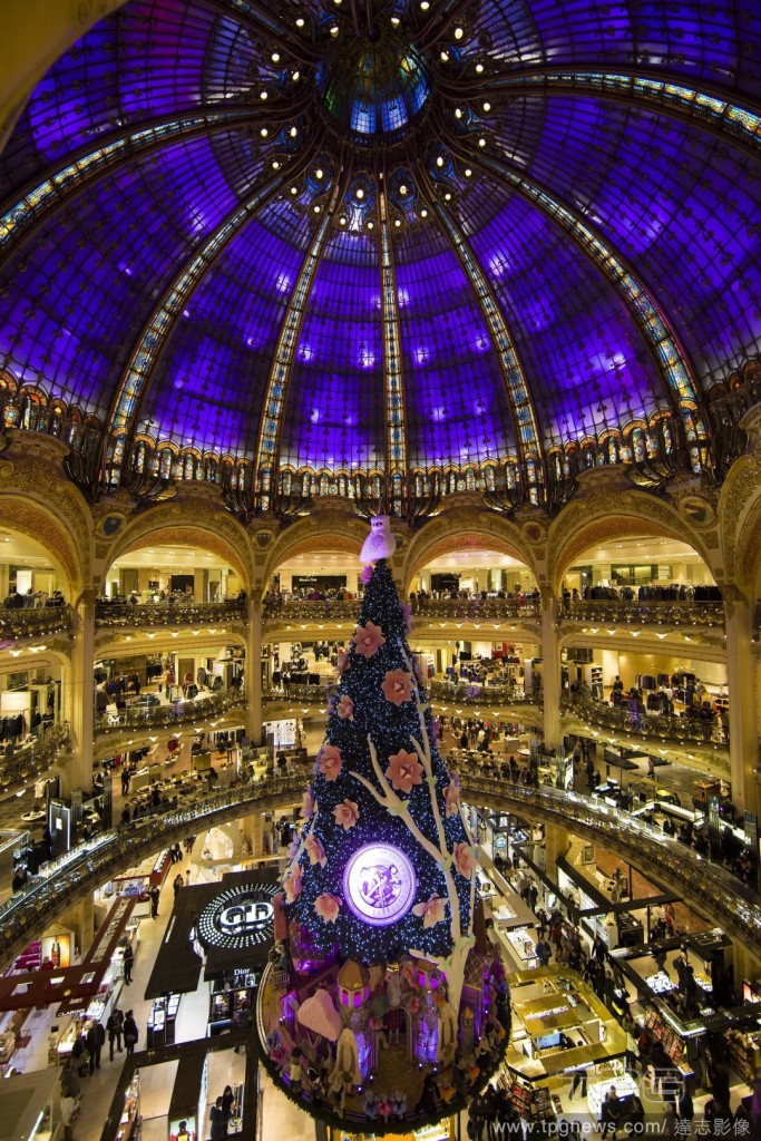 Paris department store Christmas lights