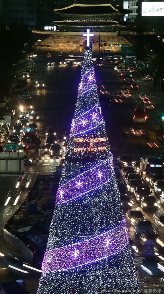 Christmas tree in Seoul