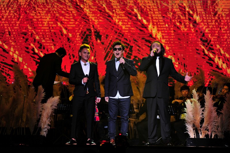 《第25屆金曲獎頒獎典禮》表演五「大地」／桑布伊、謝宇威、蕭煌奇、鍾興民
