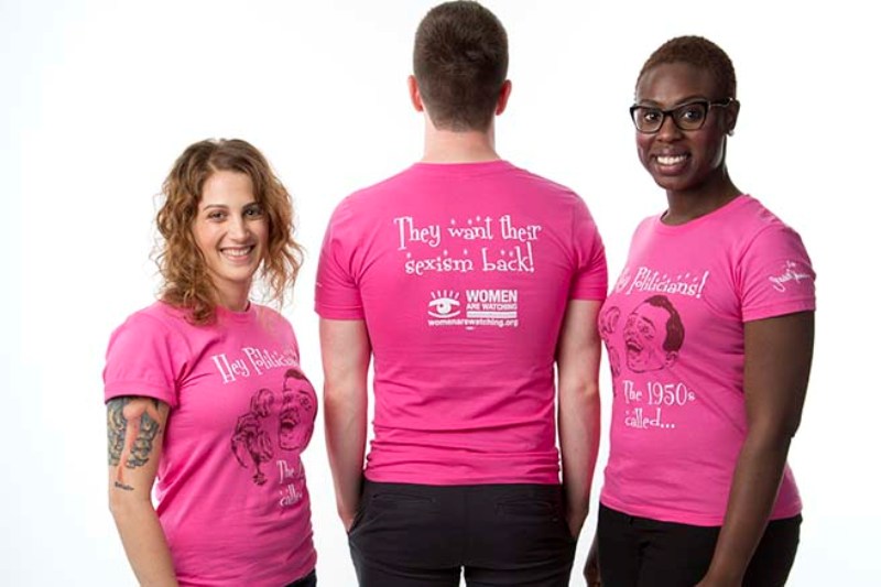 「露西」史嘉蕾喬韓森為女權發聲！女神變身設計師義賣愛心粉紅T-Shirt 2