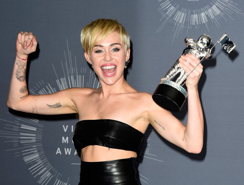 2014 MTV VMA音樂錄影帶大獎得獎名單出爐 麥莉風光抱回年度最佳錄影帶Miley Cyrus