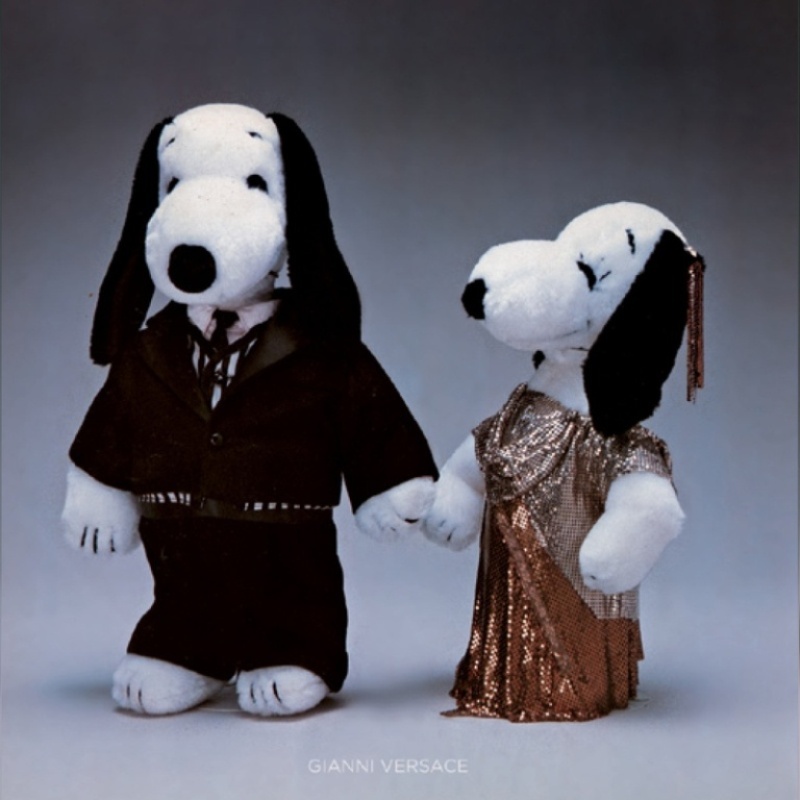 ArchivalGianni Versace 史努比與貝兒  「Snoopy in Fashion」時尚計畫