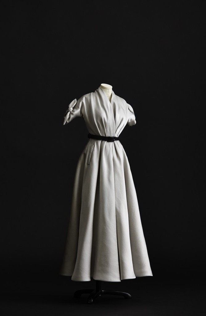 ALADIN Haute Couture  Fall-Winter 1947, Corolle line _Sophie Carre