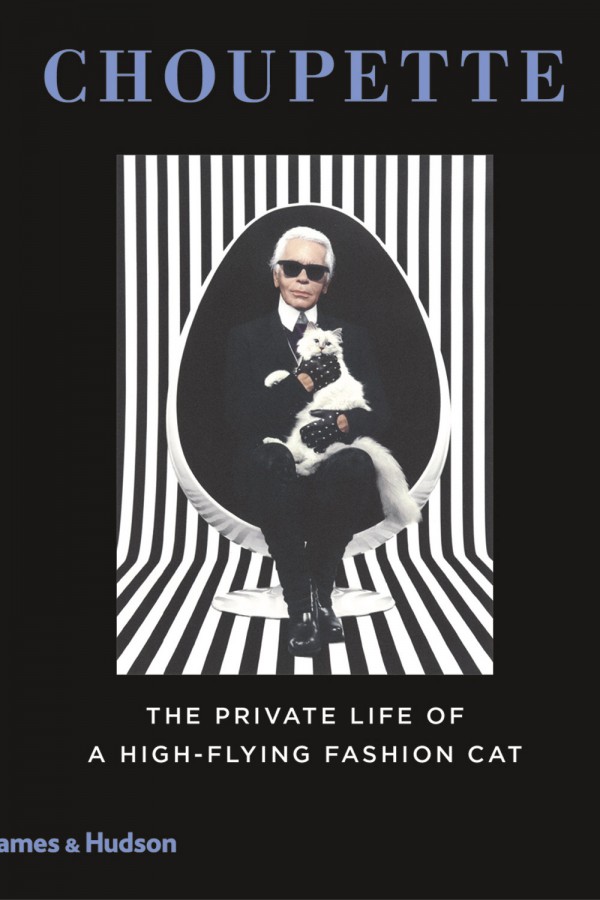 即將推出的Choupette個人寫真書《Chopette：時尚貓的秘密生活》(暫譯，Choupette: The Private Life Of A High-Flying Fashion Cat)，以貓咪眼光看時尚、揭露其私生活，還有許多與名人合影的照片，而其中生活照片則由Karl Lagerfeld親自拍攝。
