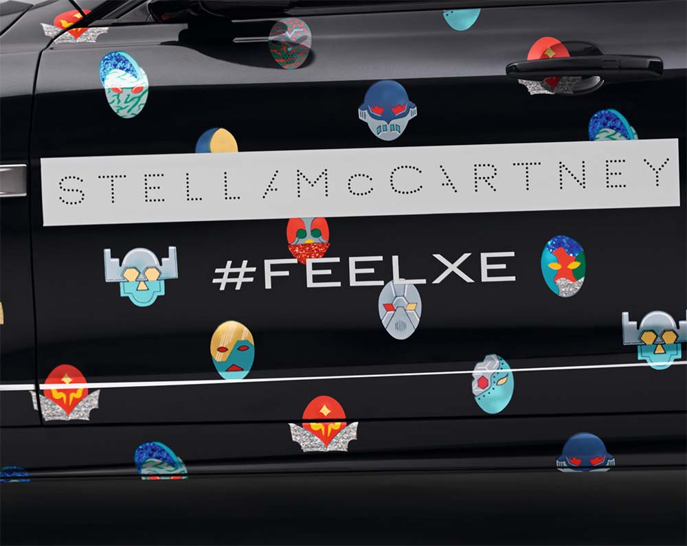 Stella McCartney x Jaguar XE的印花是設計師最新系列《超級英雄》裡的俏皮設計
