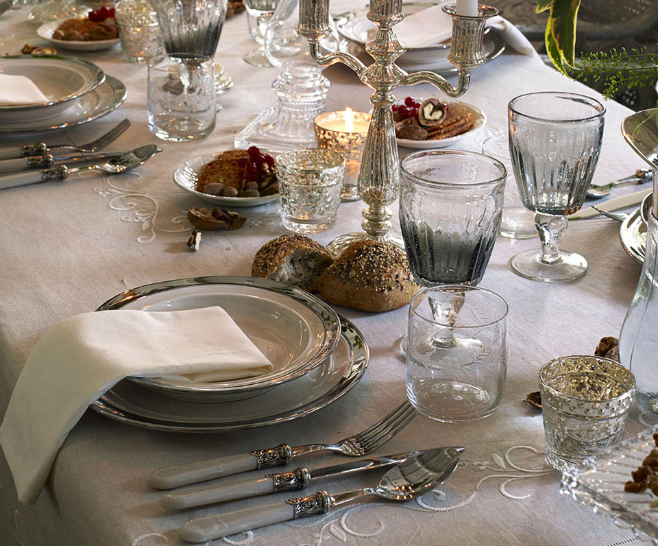 杯盤器皿的選擇，雖然只是一個小細節，卻能讓賓客的用餐體驗大大不同。（ZARA HOME／圖）
