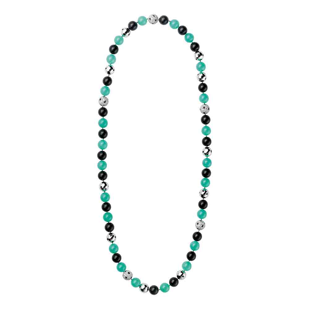展場中河智苑最喜歡的作品之一：卡地亞美洲豹頂級珠寶系列項鍊