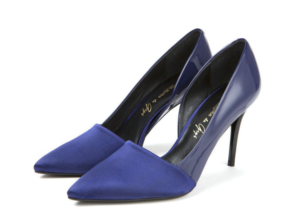 Venilla suite de Gigi FW14 MODA Heels (blue) $999