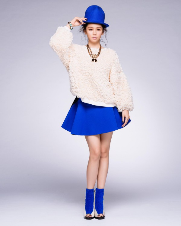 徐若瑄新歌「藍色聖誕節」由她和才子韋禮安共同譜寫