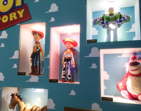 2006年併入迪士尼版圖的皮克斯動畫工作室，其於1995年時推出的《玩具總動員》也亮相特展。