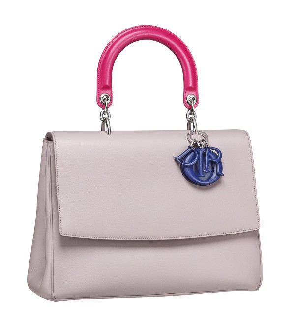 Be Dior 小型粉紅色提包 NT$155,000