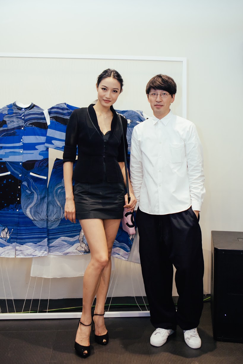 名模邱馨慧(圖左)出席品牌之夜，她曾為詹朴倫敦2015秋冬時裝週走秀。